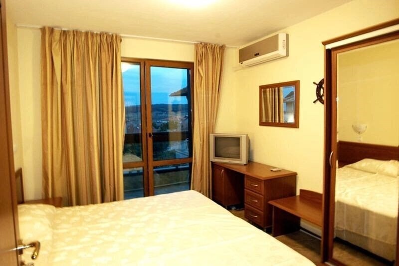 Картинка Laleya 3*